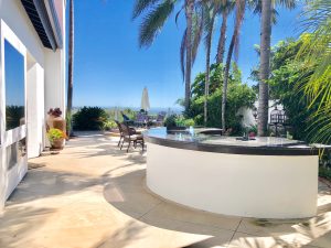 9D738D1C-8B71-40A4-8728-BBE11718F04E